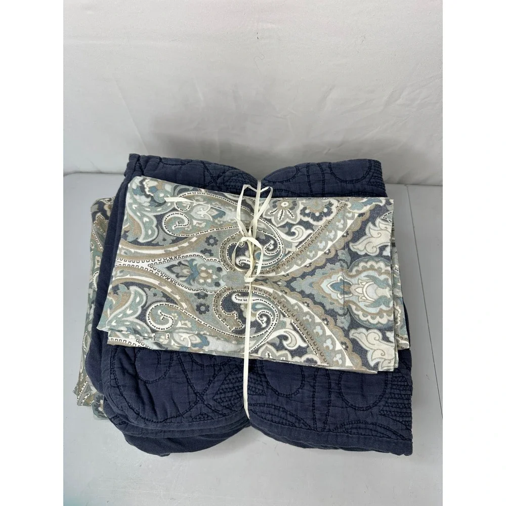 Pottery Barn Navy Quilted Duvet Cover and 2 Sets Paisley & Solid Euro Shams